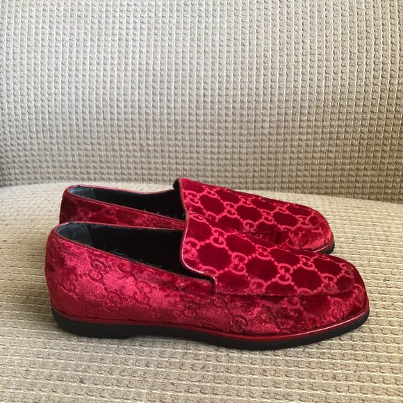 GUCCI GG Pattern Red Velvet Loafer Shoes - Picture 9 of 15